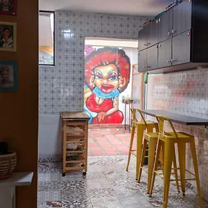 Casa Tuvia Parque Hostal